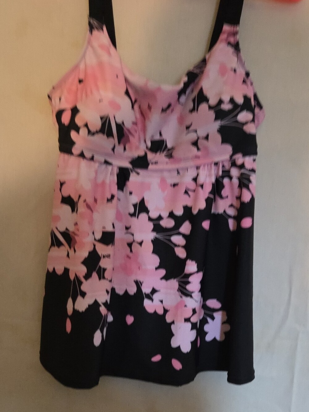 Pink Floral Empire Waist Tank Top - Black & Pink